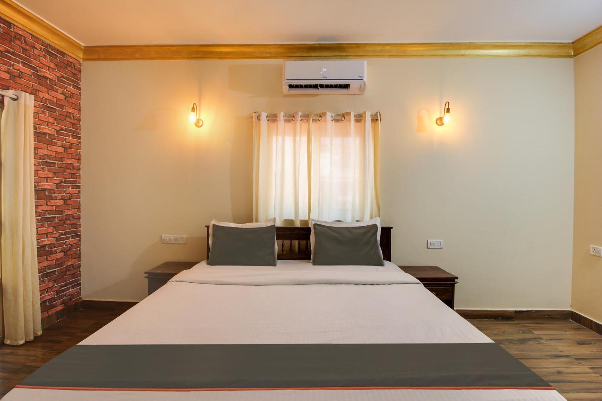 Hotel Collection O Romeos Place Baga Beach à Calangute Extérieur photo