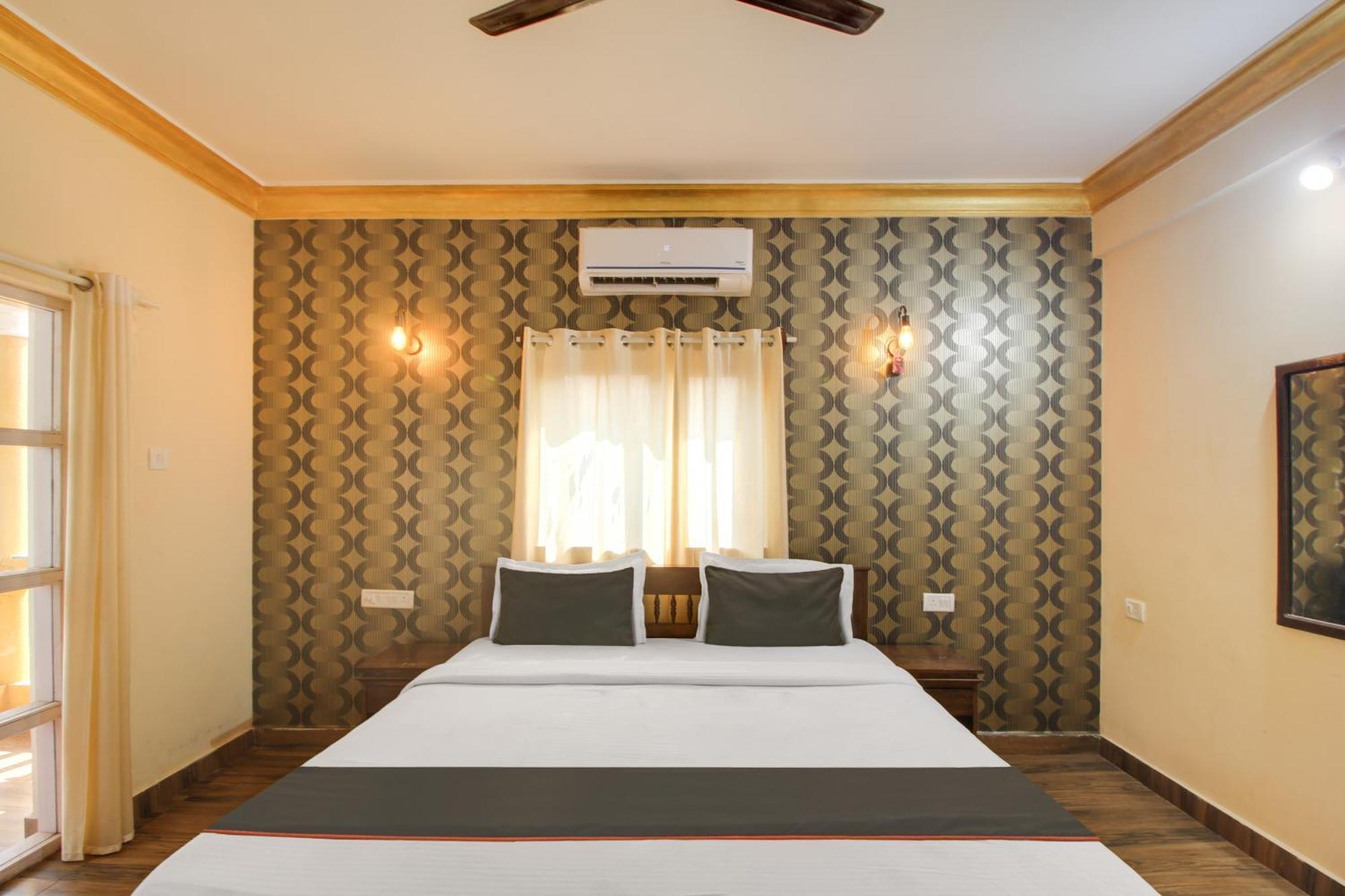Hotel Collection O Romeos Place Baga Beach à Calangute Extérieur photo